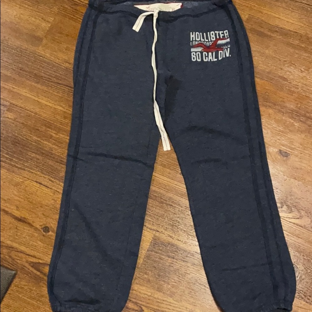 Navy Capri joggers